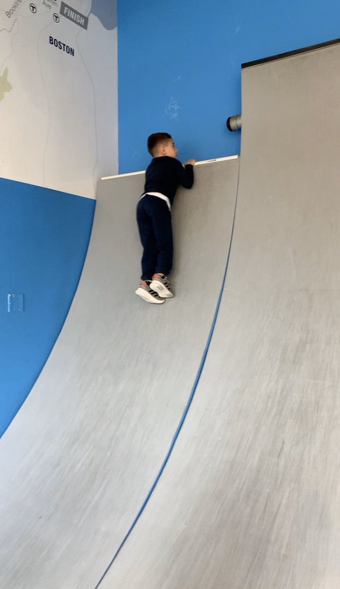 bisbyear1's tweet photo. #ninjawarriors having fun! https://t.co/aAMCp5LLo0