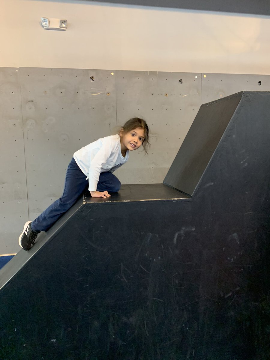 bisbyear1's tweet photo. #ninjawarriors having fun! https://t.co/mDGZ434gSw