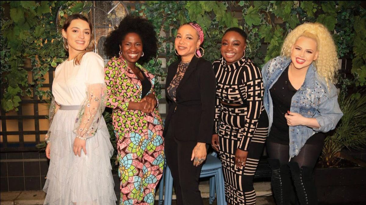 3 shows, 3 cities 

Here at Soul Stripped Sessions we celebrate women all day every day... but March is the month when the world celebrates with us too!

#Brighton #London #Bristol See what’s coming! linktr.ee/soulstrippedse…