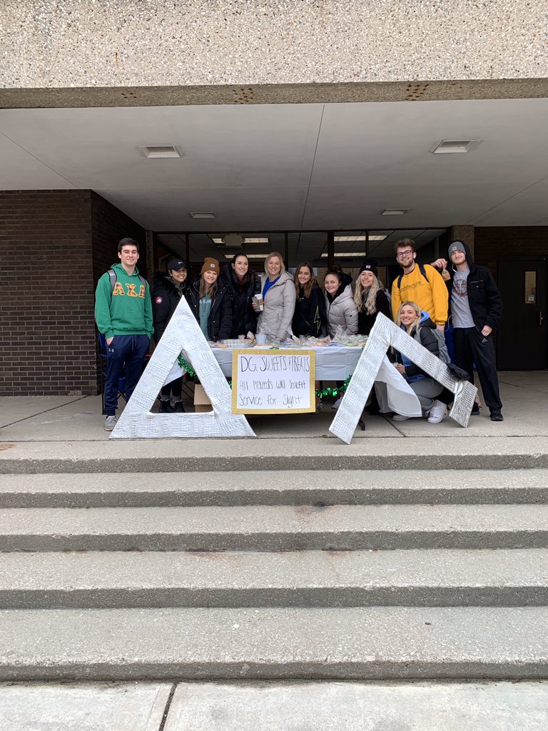 Be sure to stop by the Ed steps today and get some treats from <a href="/DeltaGamma_bgsu/">Delta Gamma</a>, and support their philanthropy service for sight!!