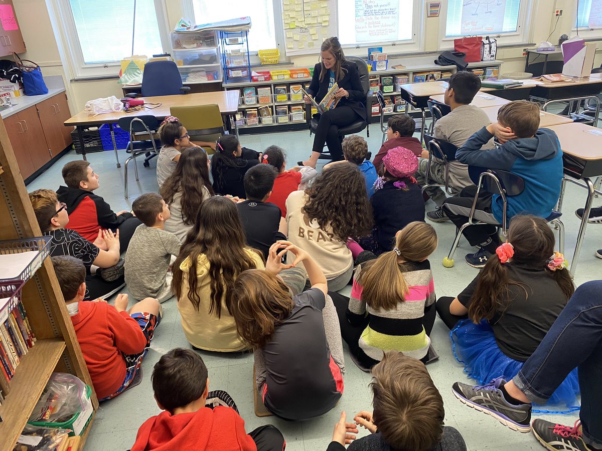CourtFerraro19's tweet photo. Had the best guest reader for Dr. Seuss week!! Mrs. Bright!!!! Kids loved A Small Brown Dog With a Wet Pink Nose and had a great friendly debate!!#itsgottabebhe #DrSeuss @saralizbright https://t.co/SrX1xbZ1WX
