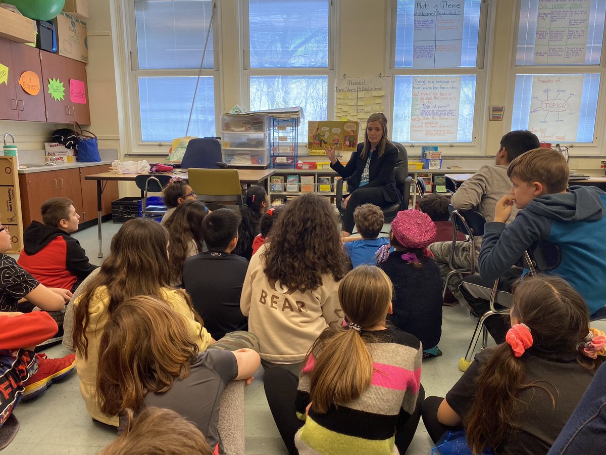 CourtFerraro19's tweet photo. Had the best guest reader for Dr. Seuss week!! Mrs. Bright!!!! Kids loved A Small Brown Dog With a Wet Pink Nose and had a great friendly debate!!#itsgottabebhe #DrSeuss @saralizbright https://t.co/SrX1xbZ1WX