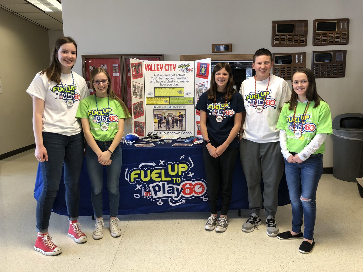 VCFUTP60's tweet photo. Sharing FUTP60 information with the community at VCSU Health Fair. @HiLiners @cheerRD @FUTP60 @MidwestDairy https://t.co/cS7DjODV4I