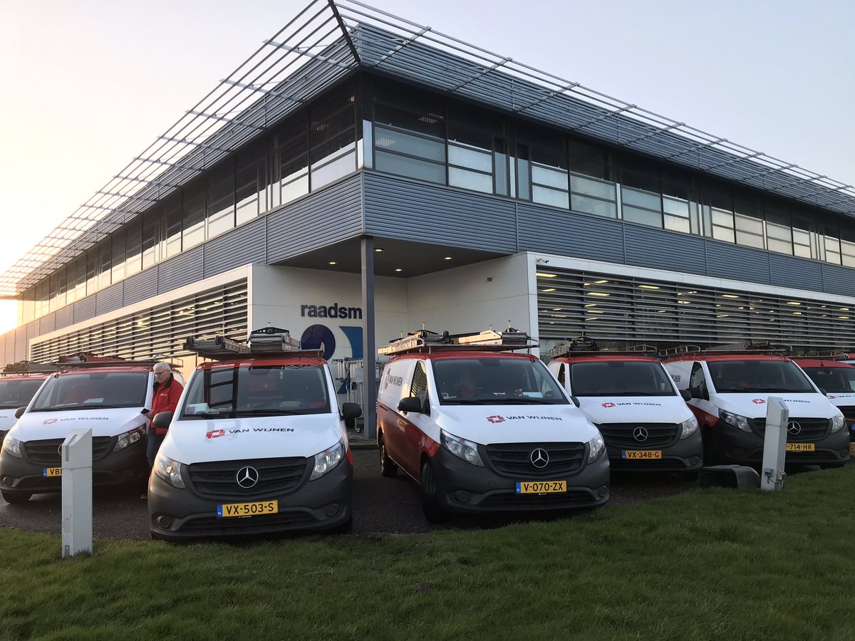 FetzeF's tweet photo. Vastgoedbeheer Heerenveen op bezoek @RaadsmaBV  Dokkum https://t.co/JcW9PbGUKW