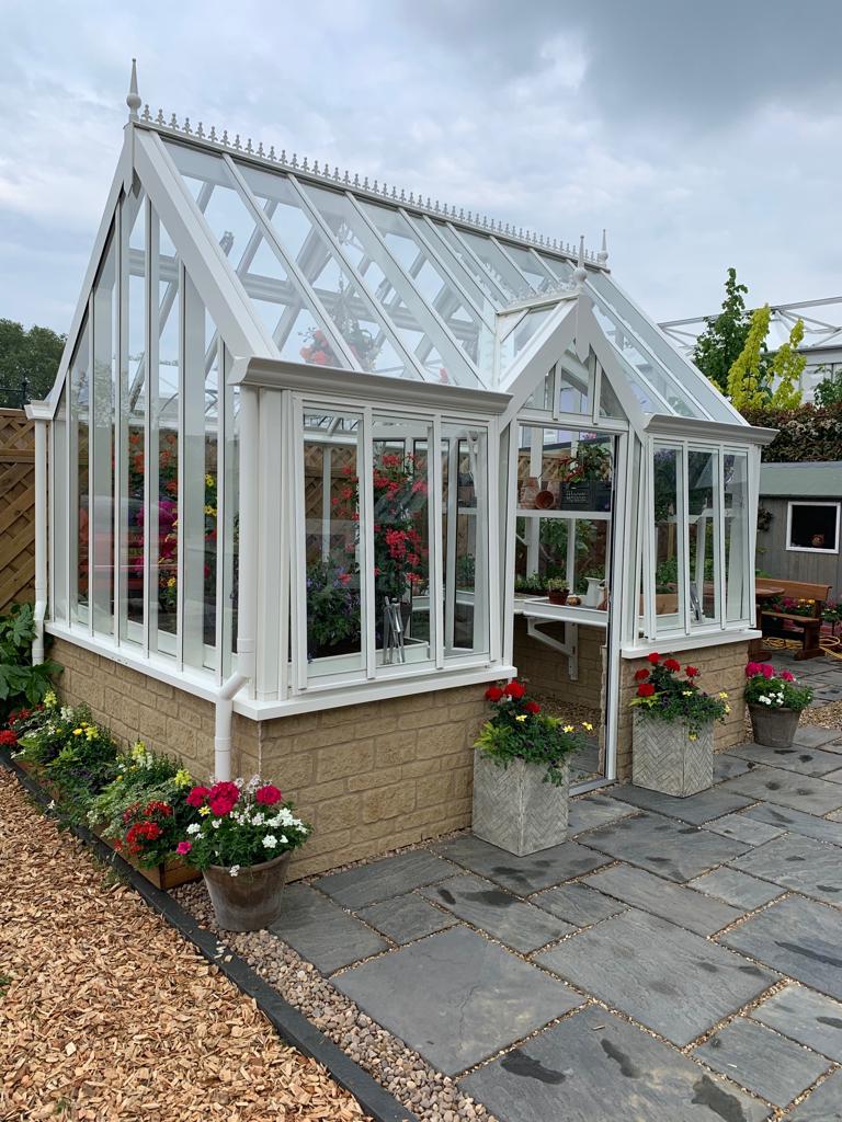 GriffinGlasshse's tweet photo. How are your #RHSChelsea plans coming along?
We're very excited to be exhibiting at Stand RHW611 from the 19-23 May. More:
https://t.co/TE4Jc53uaf
Come along & see us in real life, or get in touch to discuss YOUR perfect glasshouse, fit for an #RHShow:
https://t.co/zwjOIDvsGe https://t.co/FCN3rlk0aw
