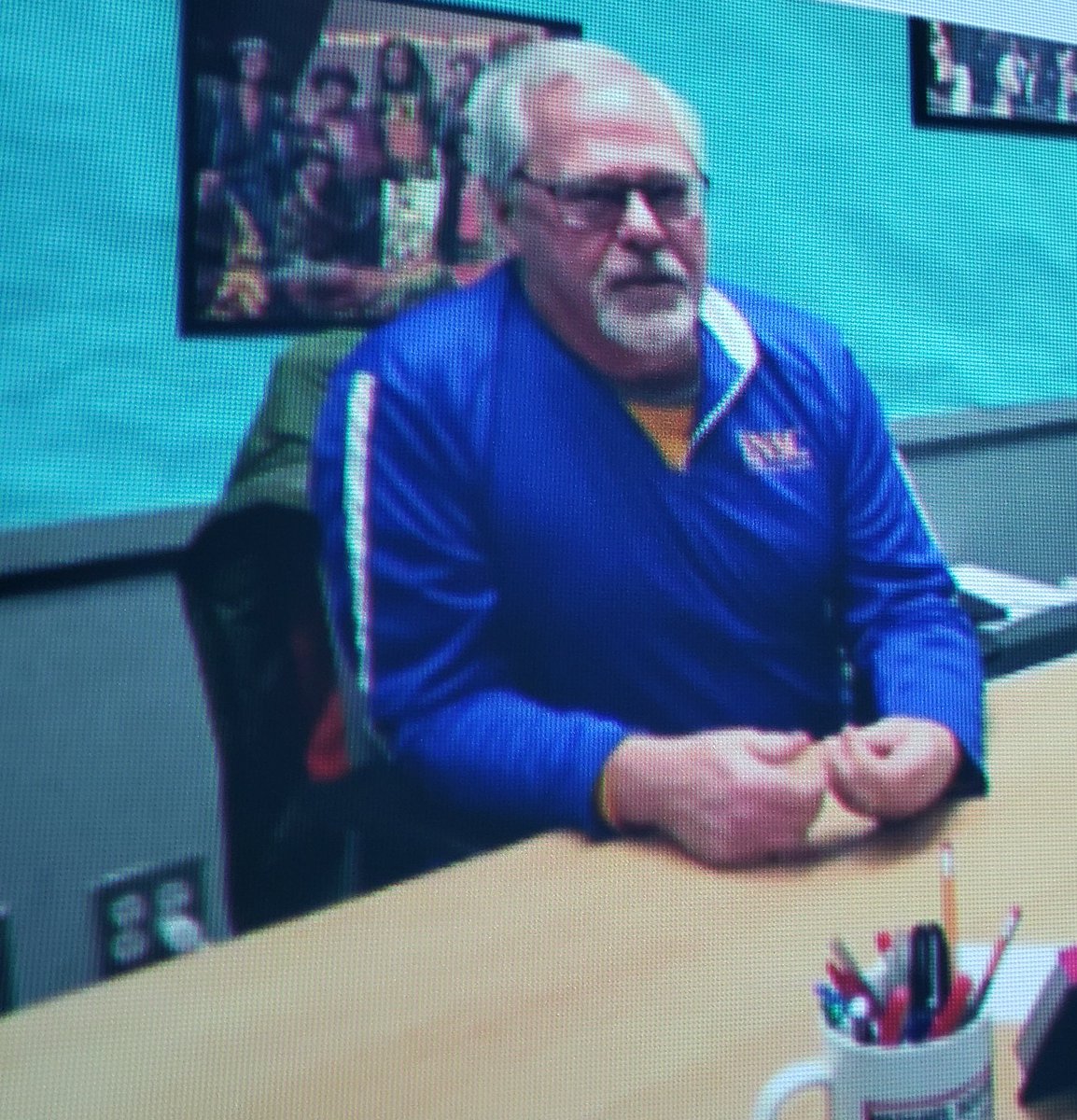 ENHS_VideoMedia's tweet photo. There's a new sheriff in town... Ogle is out Keck is in!#TheClassroom https://t.co/2sJFYEo806