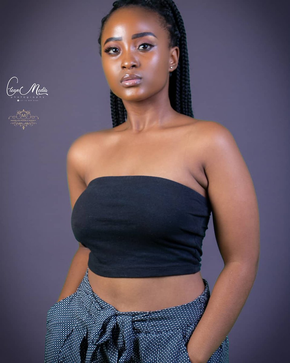 MamelodiModels's tweet photo. Model @boitumelo_8
Shot by @CleanMediaPhot1
///////
#magnificent
#goldendoodlesofinstagram
#sexy #hotmommy
#skimasktheslumpgod
#portrait
#bookmodels
#mamelodimodelsagency https://t.co/zWeod1PXkw