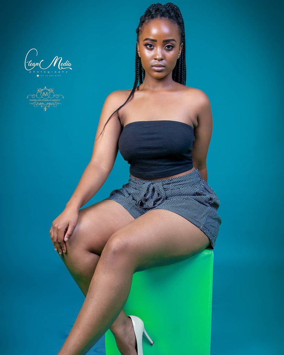 MamelodiModels's tweet photo. Model @boitumelo_8
Shot by @CleanMediaPhot1
///////
#magnificent
#goldendoodlesofinstagram
#sexy #hotmommy
#skimasktheslumpgod
#portrait
#bookmodels
#mamelodimodelsagency https://t.co/zWeod1PXkw
