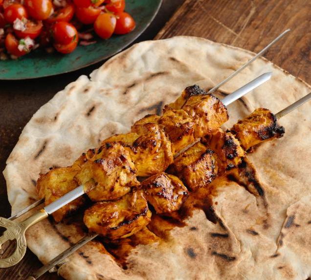 OttomanLvp's tweet photo. #HumpDay calls for a celebratory takeaway! Order from us on #Deliveroo tonight 😋⠀
.⠀
.⠀
.⠀
#tavuk #grilledchicken #chicken #chickenlover #turkishgrill #turkishchicken #wednesday #wednesdaythoughts #wednesdaymotivation #relax #unwind #treatyourself #turkishfood #liverpool https://t.co/BMOKEghngb