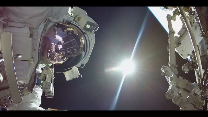 emilio_cozzi's tweet image. .@astro_luca: “Il mio oltre è quello che non abbiamo mai visto e stiamo cercando” 
In anteprima per @wireditalia e in preparazione al film dedicato alla missione @2020spacebeyond ecco cosa mi ha detto il comandante italiano @Space_Station 
wired.it/scienza/spazio… #missionbeyond