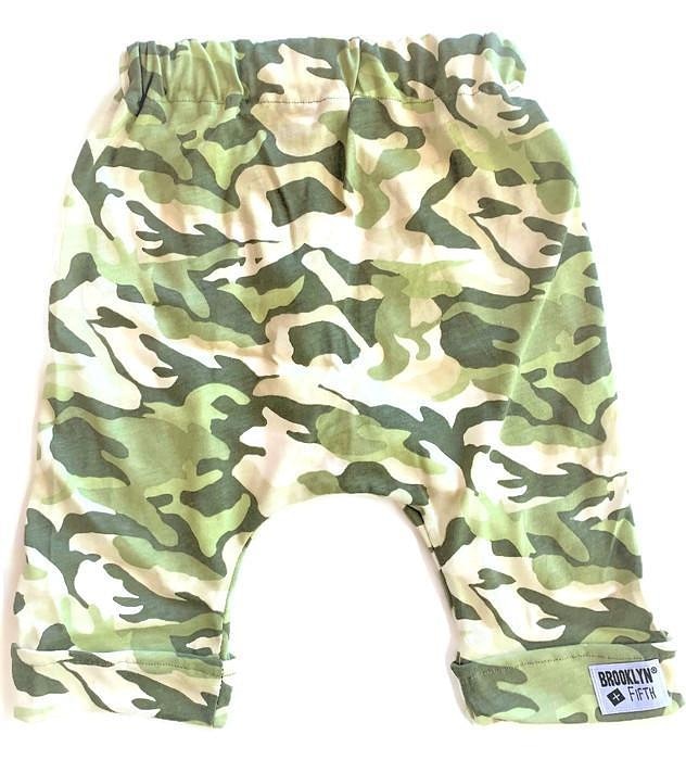 cuddle_avenue's tweet image. New collection, short harem pants. Comfy and cool. Made in USA.  #weloveharempants #shortharempants #coolandcomfy  #hurryup #shopshopshop #CuddleAvenueKids
cuddleavenuekids.com