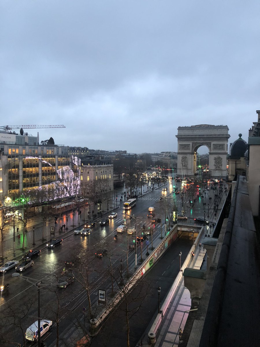 Idenium1's tweet photo. La Maison du Danemark accueille les 15 personnalités engagées de l’édition 2020 de Stratégies les 15 pour célébrer la sortie de ce numéro collector disponible dès demain en kiosque. Une opé signée #idenium #Strategiesles15 https://t.co/mVzVNHcaCP