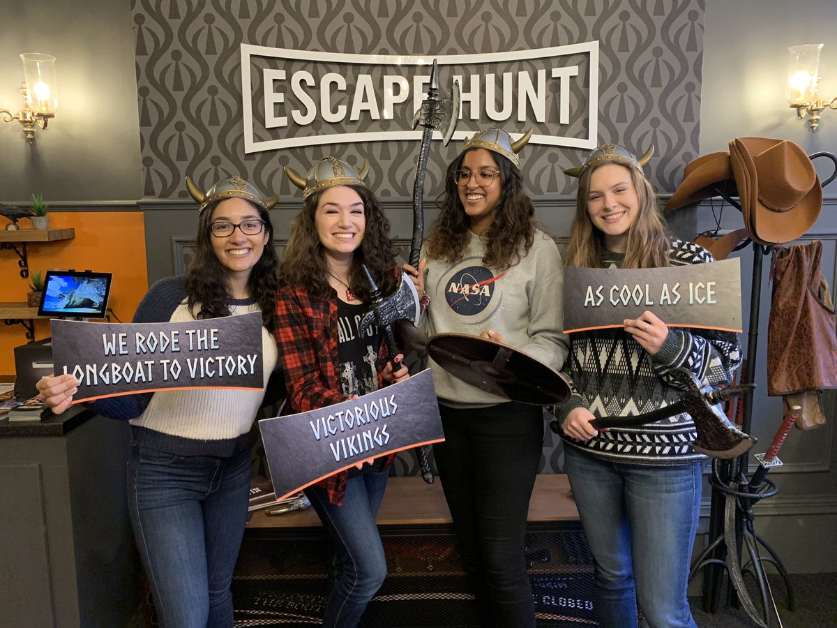 daydreamer1617's tweet photo. We escaped ๐ค๐ป #escapehuntedinburgh https://t.co/Y6Ld1sMGba