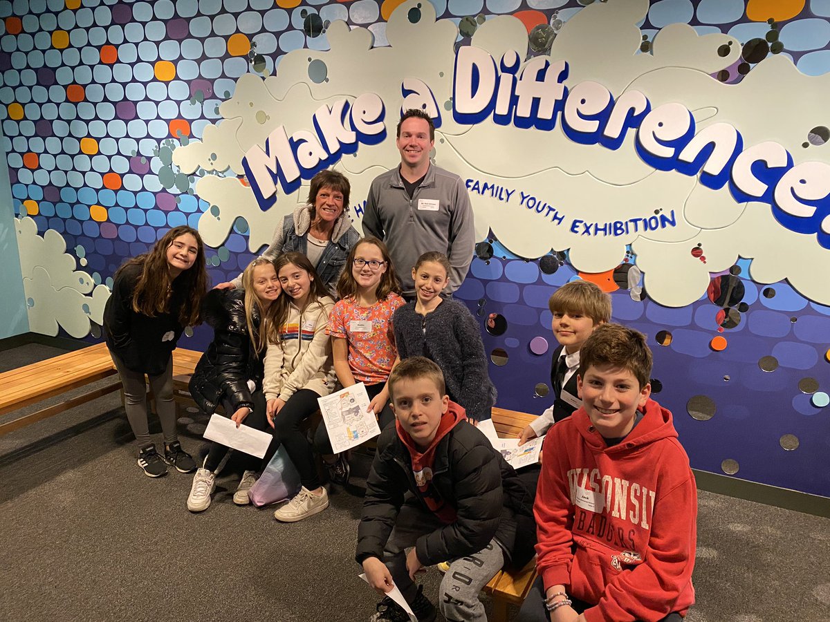 wlarsen35's tweet photo. An incredible day @ihmec with our 5th grade students! #takeastand #ihmsld #RaviniaRocks #112Leads @MrJ_Ravinia_PE https://t.co/UGHQMTDZp9
