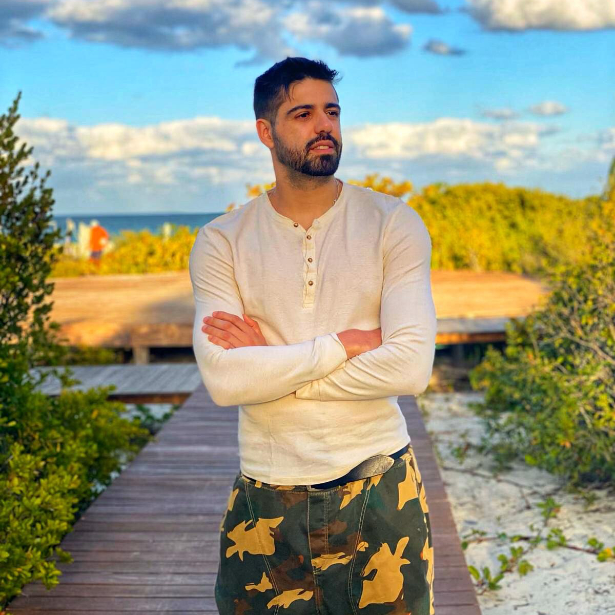 YoHViral's tweet image. Dans un monde qui change très rapidement la seule stratégie qui est garantie d’échouer c’est de ne pas prendre de risque. Mark Zuckerberg