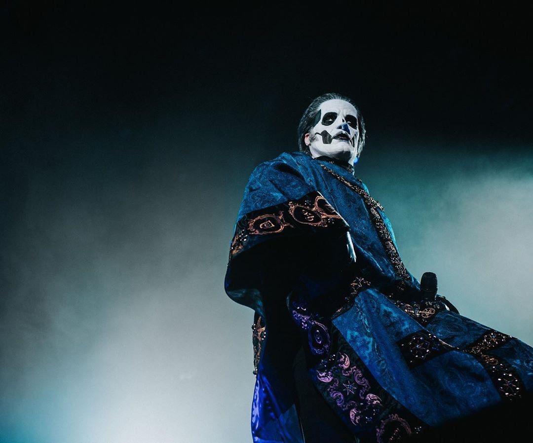 virginmusicmx's tweet photo. ⚰️ • @thebandGHOST 

Habemus #PapaEmeritusIV 

💀 • #AFinalGigNamedDeath

Gracias #CDMX por una celebración que quedará en la historia.

  • @AppleMusicES

☠️ • @RollingStoneMX 

————————————
#CarolineMX https://t.co/DUuPsHwD1a