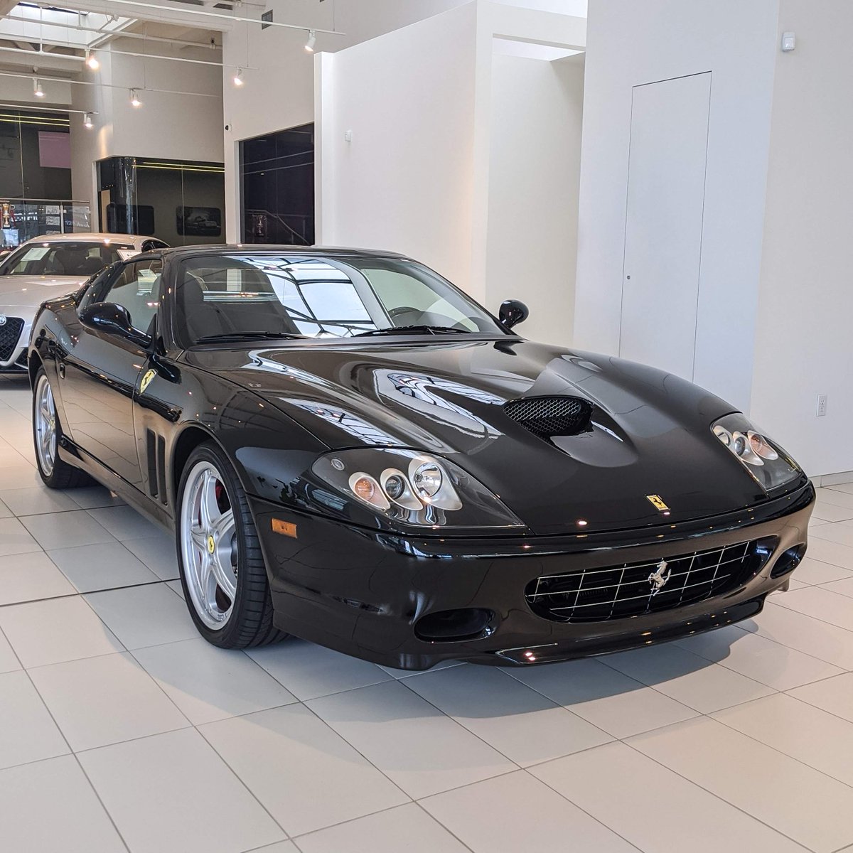 FerrariSeattle's tweet photo. Why be basic when you could be super? #Ferrari575Superamerica
.
.
.
#FerrariofSeattle l https://t.co/Jko9xA961O
#Ferrari #Ferrari575 #Superamerica #Seattle #CapitolHillSeattle #PNWexotics #DriveItalian #DriveFerrari https://t.co/6Wnb6QCa0Q