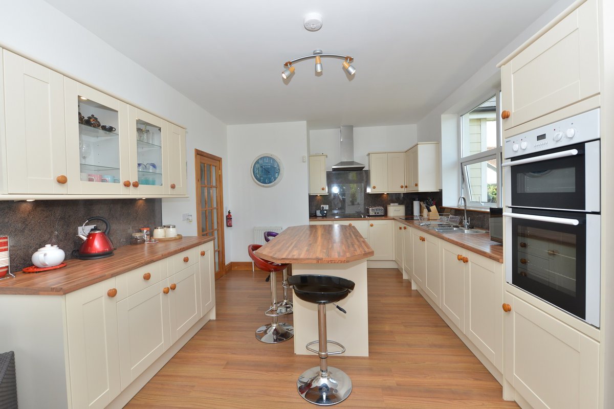 Home from Home by Hamptons International tweet media