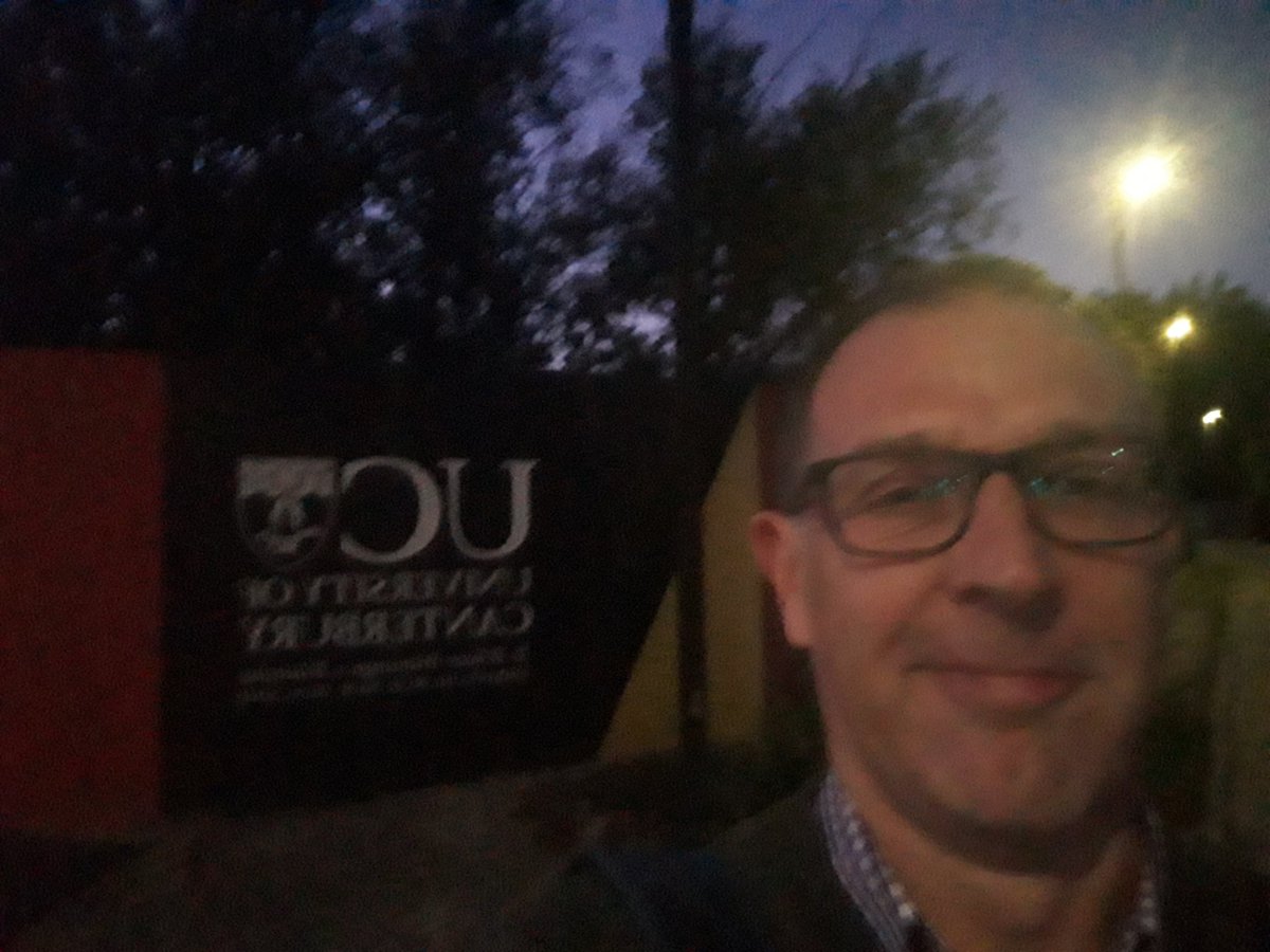 AdrianMcNZ's tweet photo. Photo1 of the day: So I am enjoying sending photos during Thursday's so I am going to keep doing it till I finish #PHYS101 in 2 weeks time. So it's just about light as I get in to work @UCNZ . Time to prep for my 8am lecture https://t.co/eLG6J3IBYI