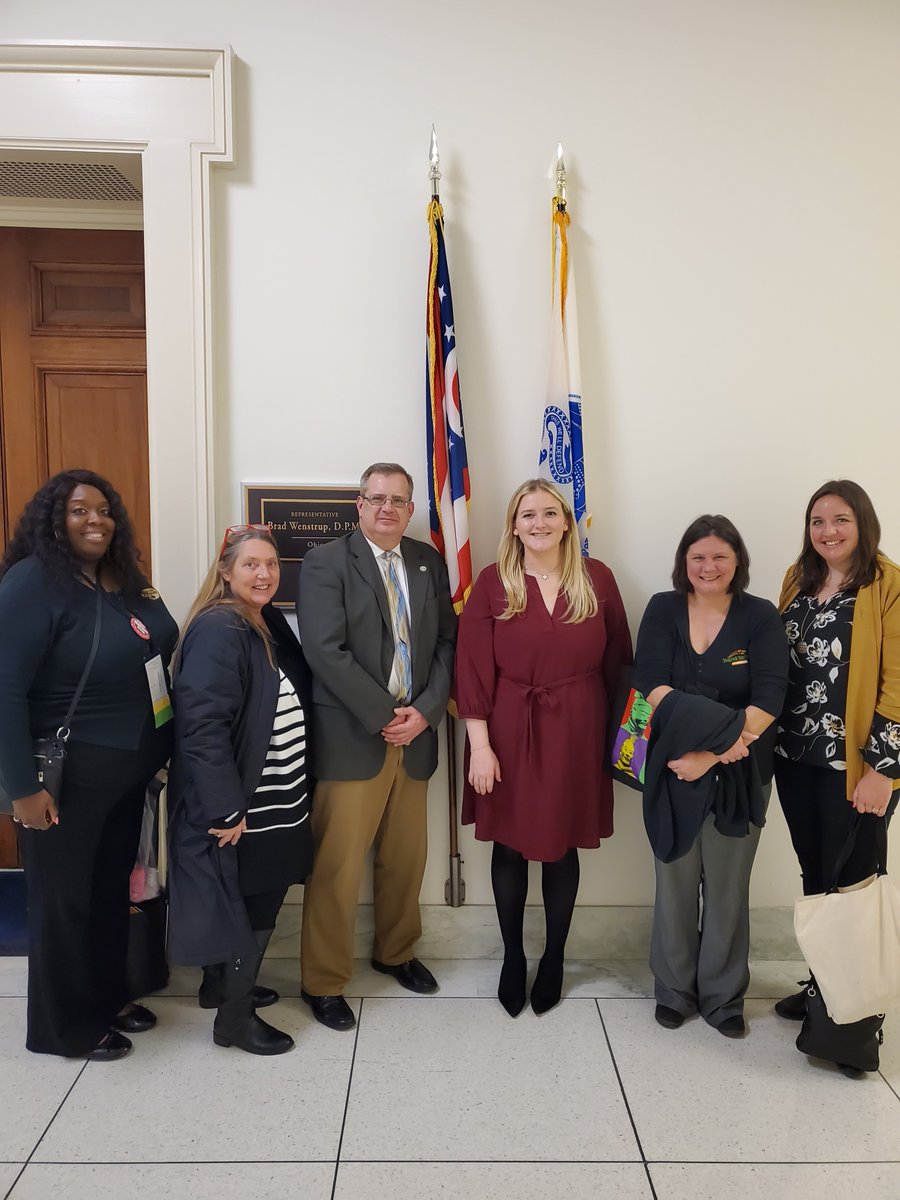 OhioFoodbanks's tweet photo. Thanks to Ohio's congressional delegation for spending time meeting with anti-hunger advocates and listening to our concerns about threats to food security for millions of Ohioans. We're grateful for your leadership and partnership. #hungerpc20 https://t.co/dUlkZrrtj3