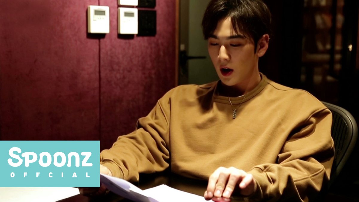 withspoonz's tweet photo. 한번 더! 😉 프로듀서 백호의 뉴이스트 디렉팅 현장 대공개!
러브들을 생각하는 뉴이스트의 따뜻한 마음❣부터
꼼꼼하게 녹음을 디렉팅하는 프로듀서 백호까지!

NU'EST - Let's Love 녹음 현장 지금 바로 공개합니다!
Check NU'EST-Let's love recording making film now! 
👉https://t.co/wRAcDdVpKl https://t.co/iUv5PPdSc5