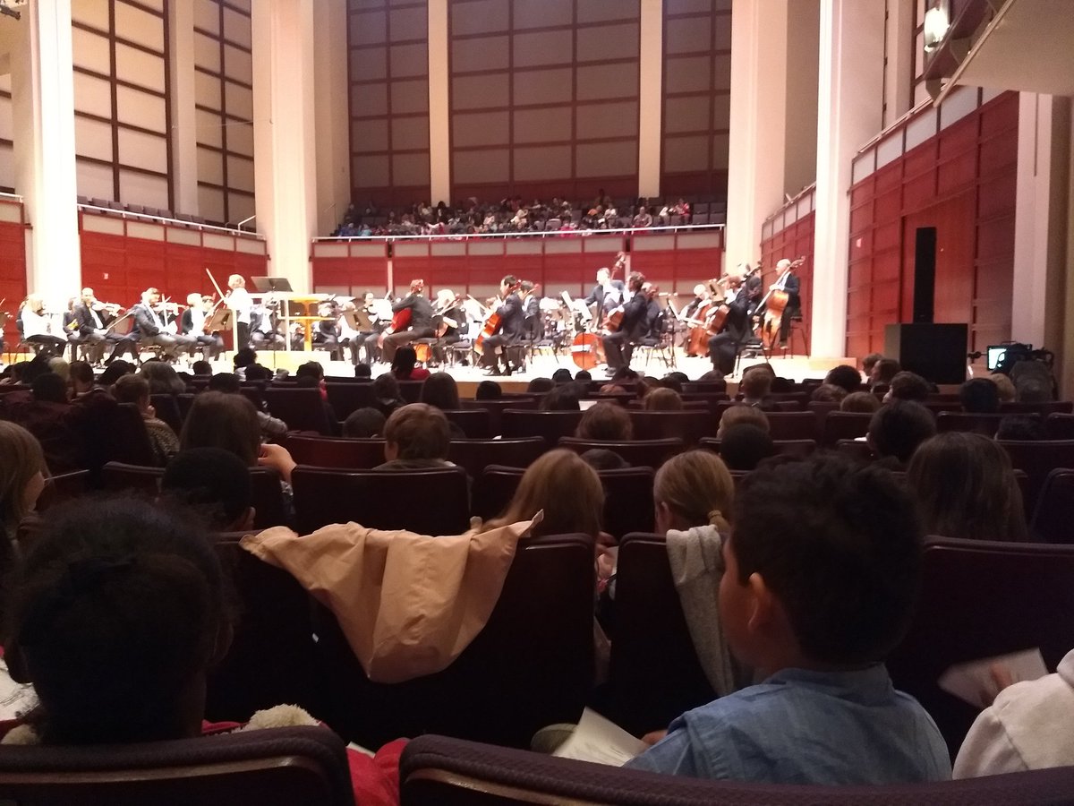 easleymusic's tweet photo. 4th graders enjoyed the NC Symphony educational concert this morning! #BeEasley #DPSArts https://t.co/TzF9hOWups