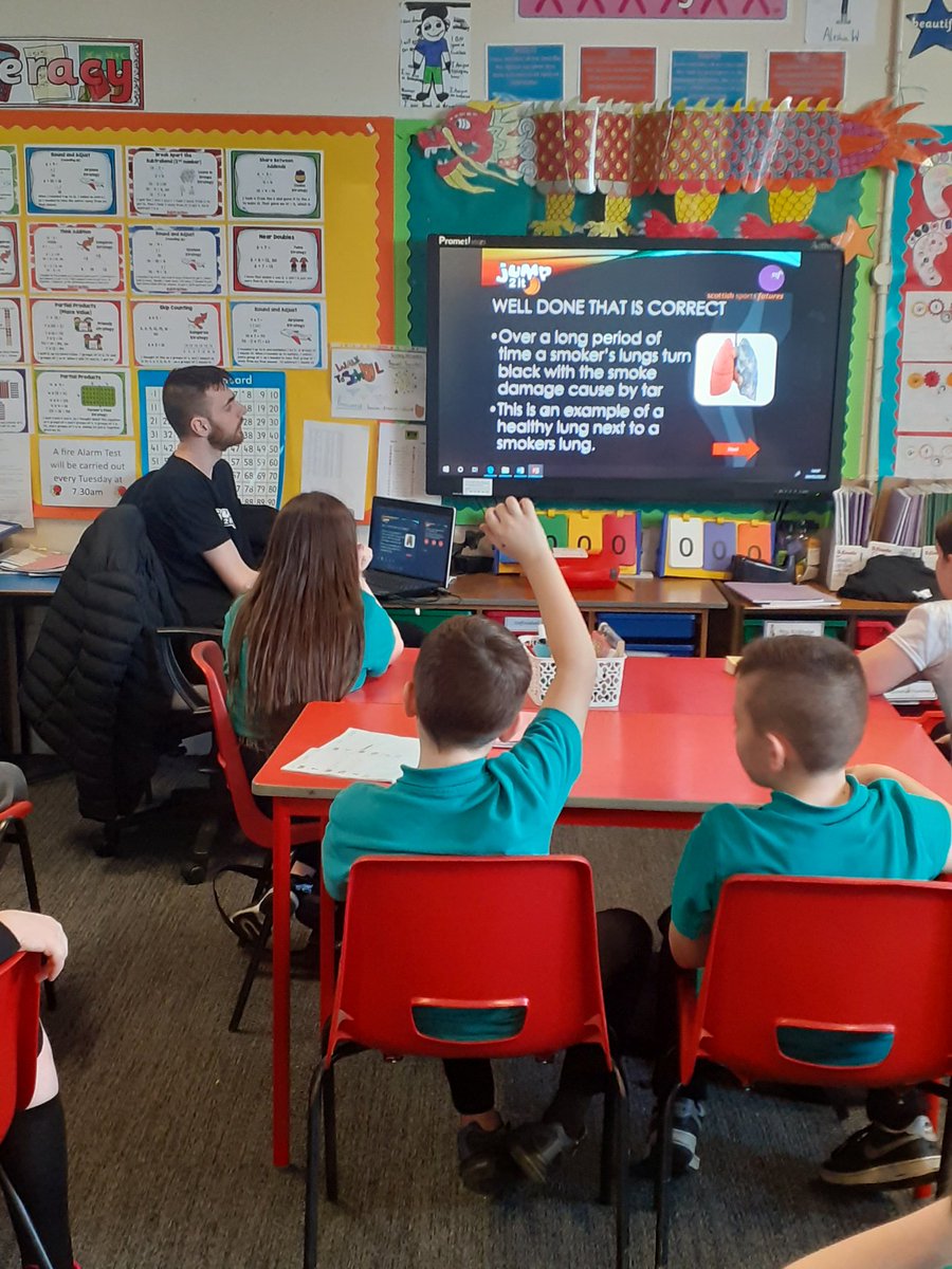 rrsalawmuirps's tweet photo. Well done Room 10 pupils! Today learning great basketball skills and healthy choices. Linked to UNCRC Articles 31 and 24.@LawmuirPS @missmmccrindle @Jump2it_SSF @stevenkidd https://t.co/XxBK2anip5