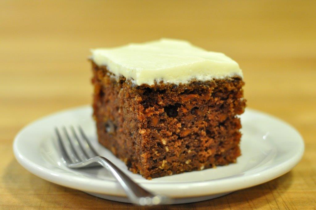 TakeFiveCafe's tweet photo. Enjoy a mid week treat! #carrotcake #creamcheesefrosting https://t.co/7uQUD0Sykn