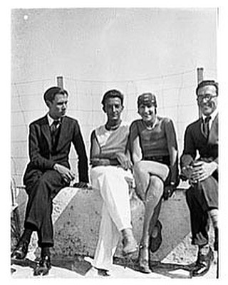 relevantqueer's tweet photo. "My hand is beautiful, my tongue is beautiful, my skin is beautifyl and my sin is beautiful."
#EmilioPrados , Born March 4, 1899

Poet Emilio Prados, member of the #Generacionde27, was born in Málaga to relatively wealthy parents. However, ill with lung … https://t.co/vG1f52TwWr https://t.co/j7bt3abfWa