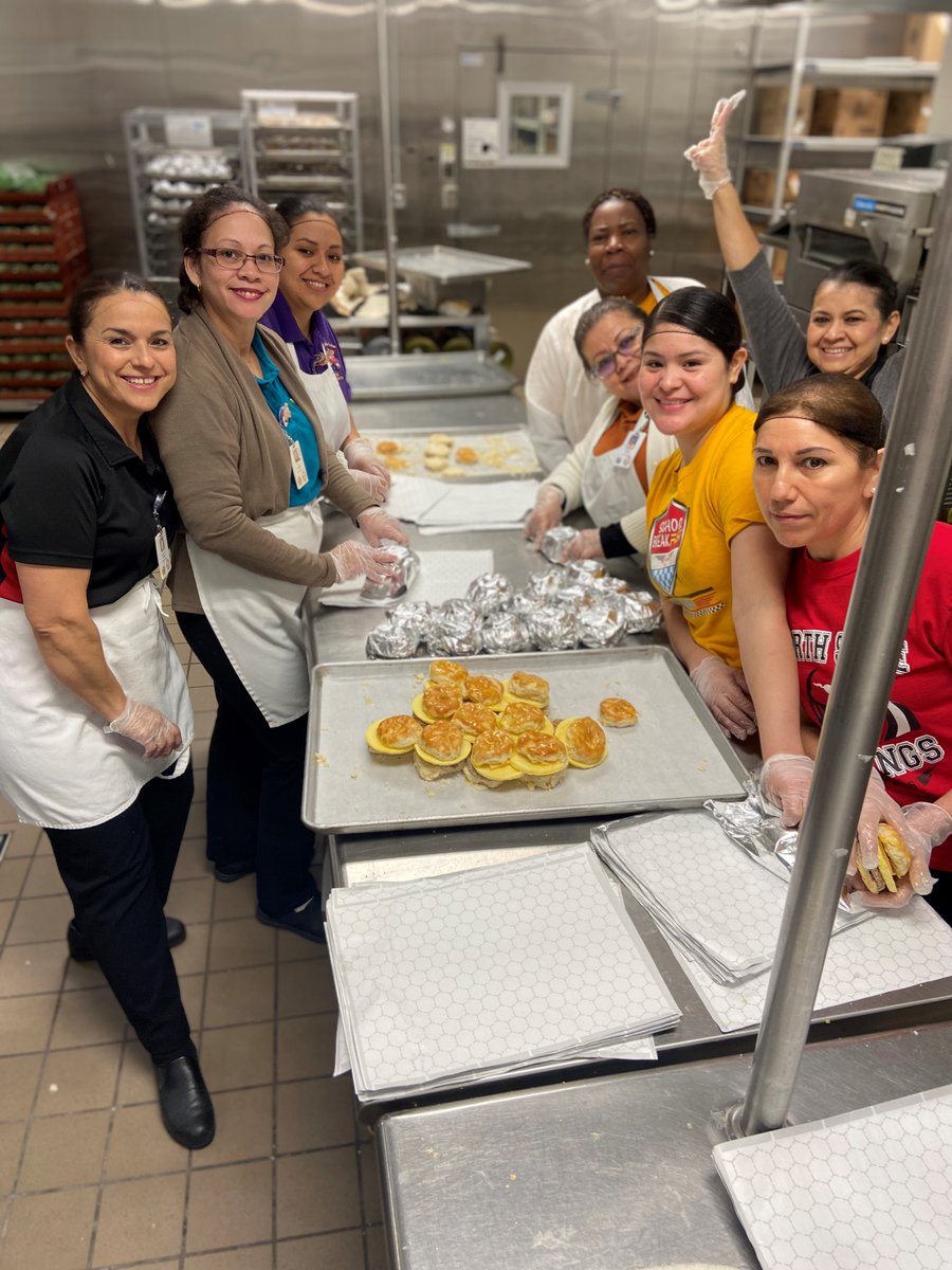 GPISDNutrition's tweet photo. @NSSH_Mustangs has implemented Breakfast In The Classroom during second period and EVERYONE is extremely excited about it! #FreshFoodFreshMinds #GPStudentNutrition #BreakfastInTheClassroom https://t.co/qseN8I2jn9