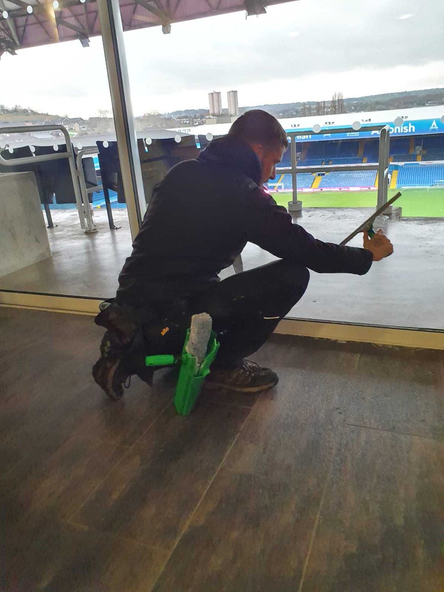 PhoenixPCC1's tweet photo. Recent work at a local sports stadium saw the team working in various locations including cleaning the internal windows throughout- private boxes, ticket office & shop. https://t.co/P5fRFZakPq
#commercialwindowcleaningleeds #externalwindowcleaning #internalwindowcleaning https://t.co/eRGrnv38pU