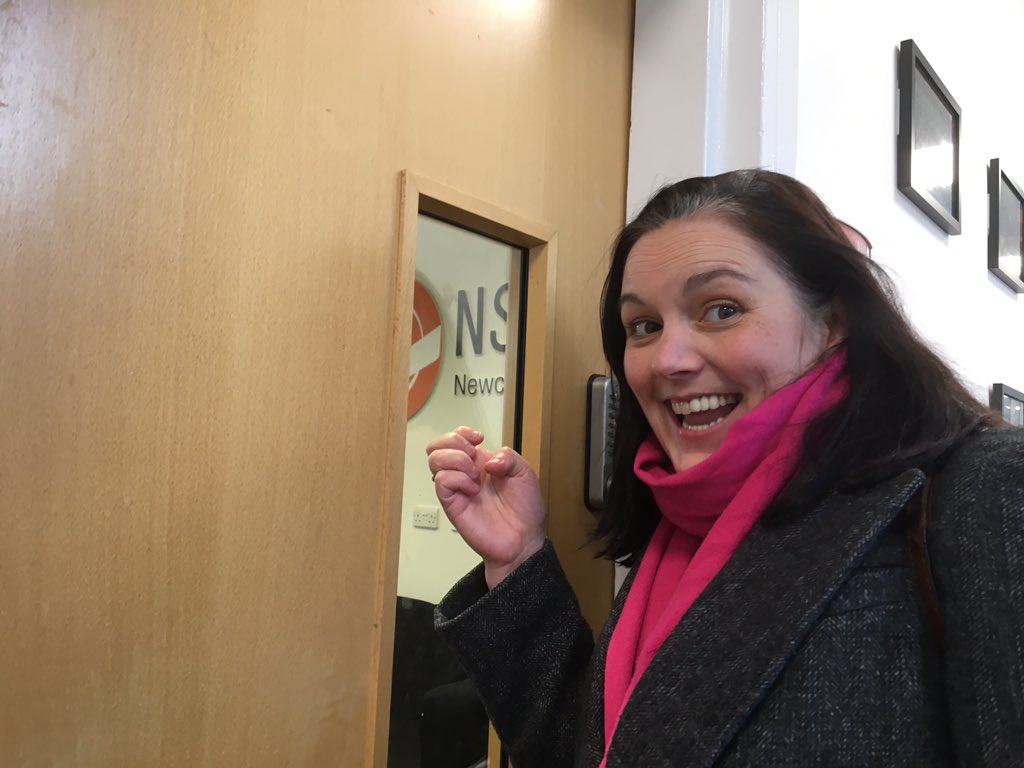 GemmaLDillon's tweet photo. Still knocking on the door trying to get into #radio #studentradio #allstartedhere ( we’ll close in a tiny room at the top of the union) https://t.co/hX3cSxk5bh