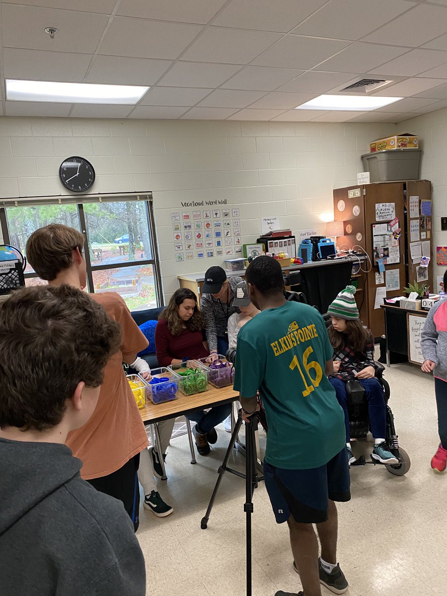 Roswell High School CBI tweet media