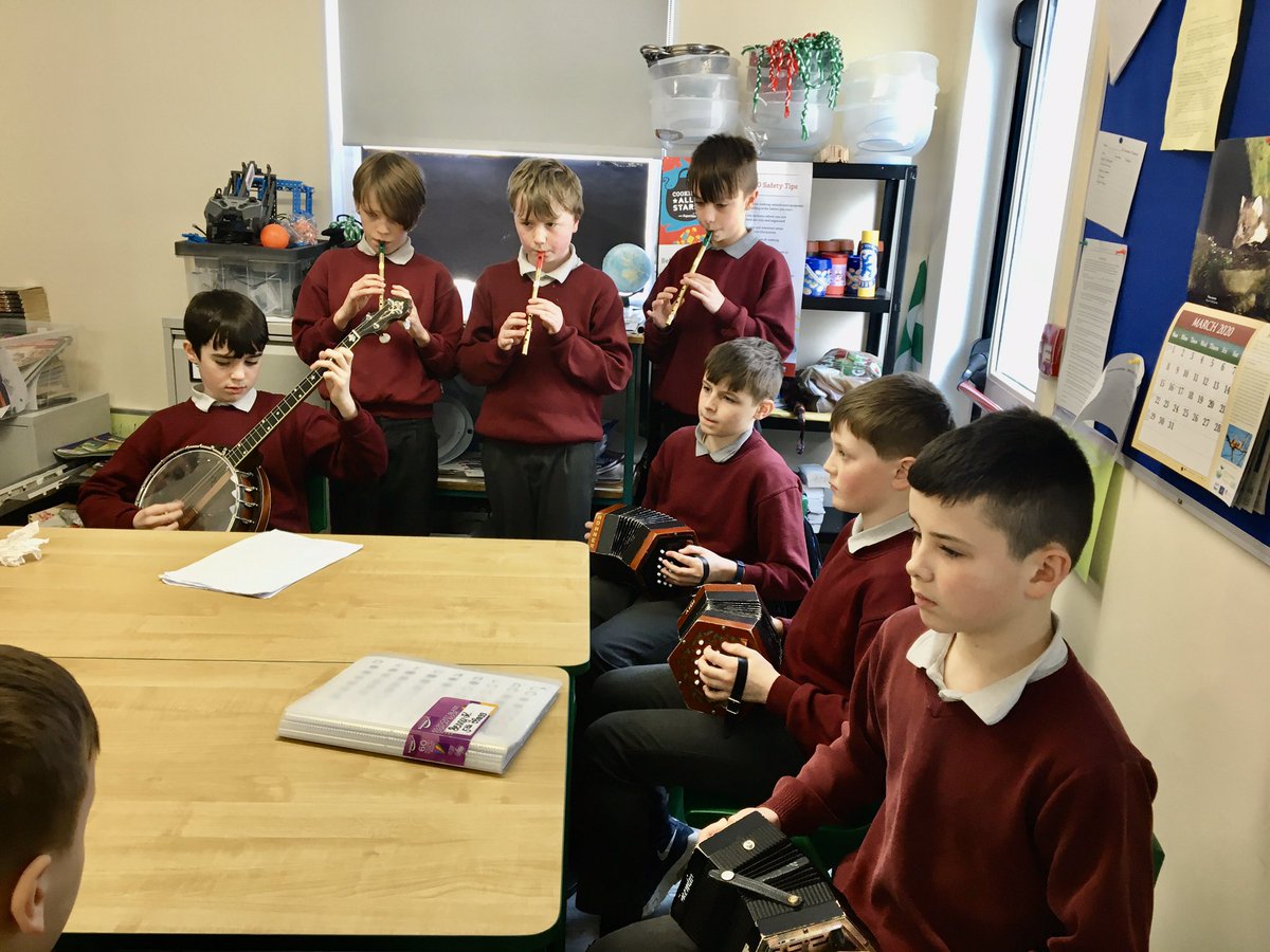 colmansbns's tweet photo. The @colmansbns #TradGroup are practising hard for their performance at the @KanturkArts Festival on Sun March 15th. https://t.co/DSJRHHmhWJ