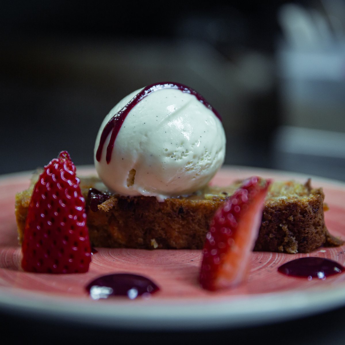 quispe_madrid's tweet photo. ¡Tómate una pausa y disfruta de nuestros postres!
#DescubreNuestroOrigen
#Quispe #QuispeLovers #QuispeMadrid #Madrid #MadridFoodie #FoodieMadrid #RestaurantesMadrid #PeruEnMadrid #RestaurantePeruano #Peru #PeruanoMadrid #PeruvianInMadrid #Gastronomia #IgersMadrid https://t.co/qpA4ftpgbo
