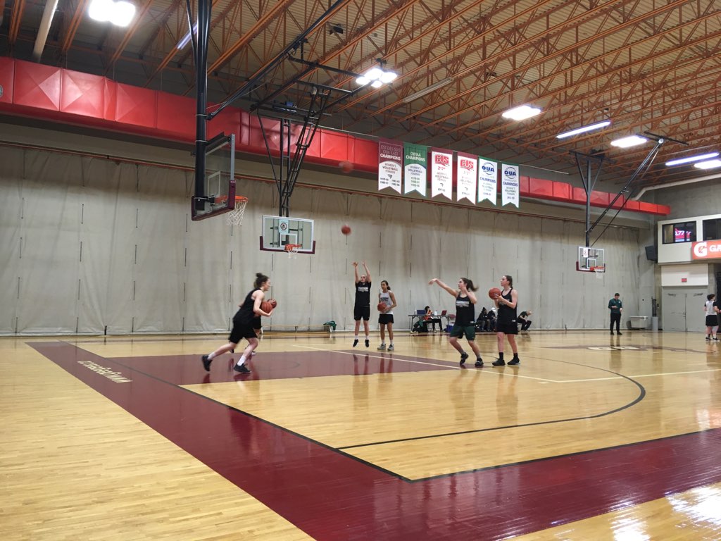 UPEIWBasketball's tweet photo. Day 2 practice at the University of Ottawa.

#GoPanthersGo | #Basketball | #Nationals https://t.co/Y9CEF15ZUD