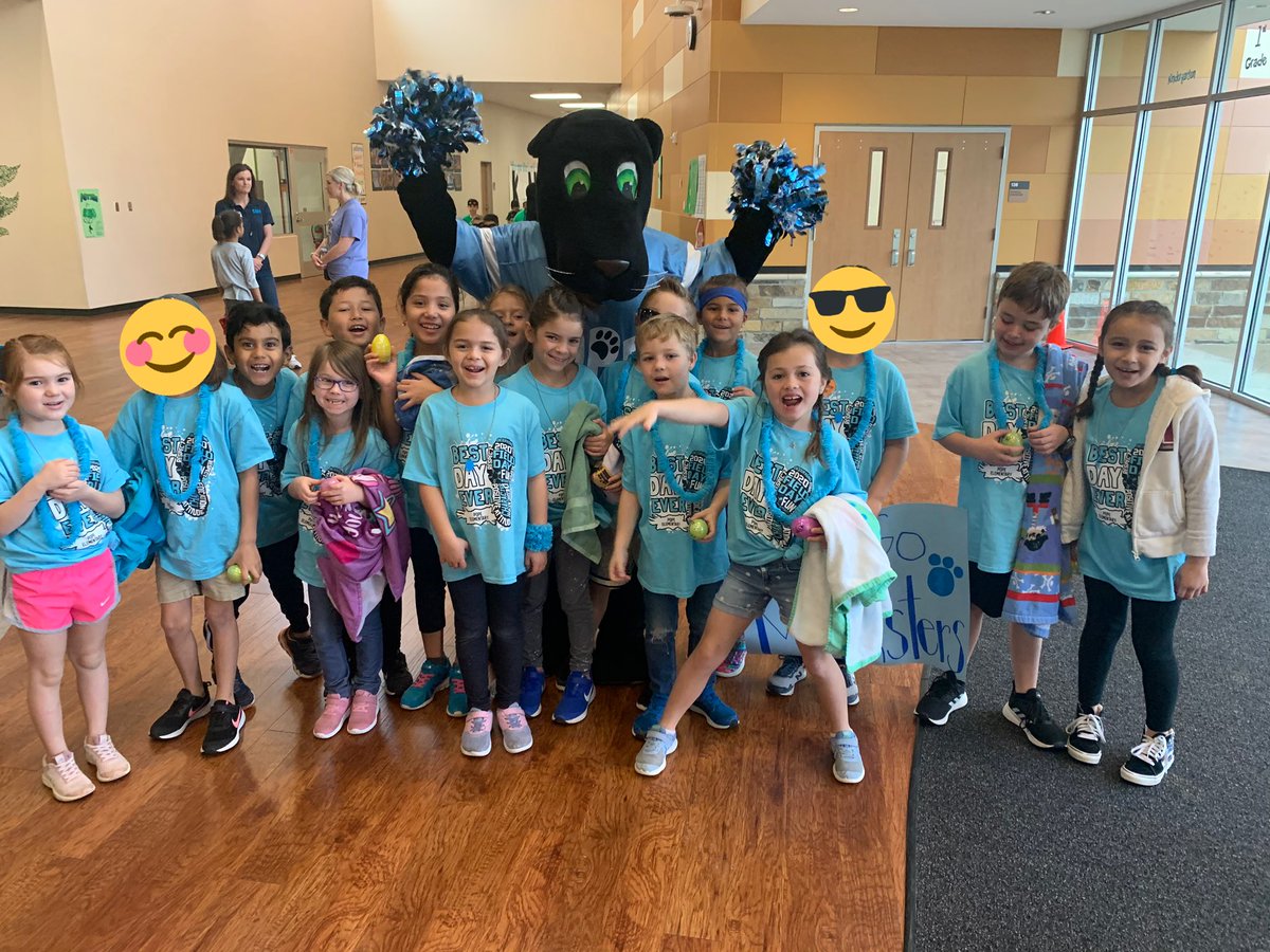 MrsBarcus's tweet photo. We had a fabulous FIELD DAY🤩 #LetsGoMocksters @popepanthers https://t.co/2fDe5kuH1E