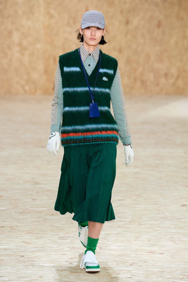 ceeyline's tweet photo. Première fois qu’un défilé #Lacoste attire autant mon attention 😍 https://t.co/PJ2zt0AZtc
