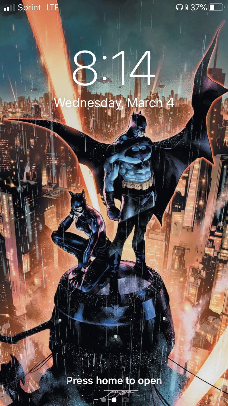 The Batman / lockscreen  Batman comic wallpaper, Batman comic art, Batman  lockscreen