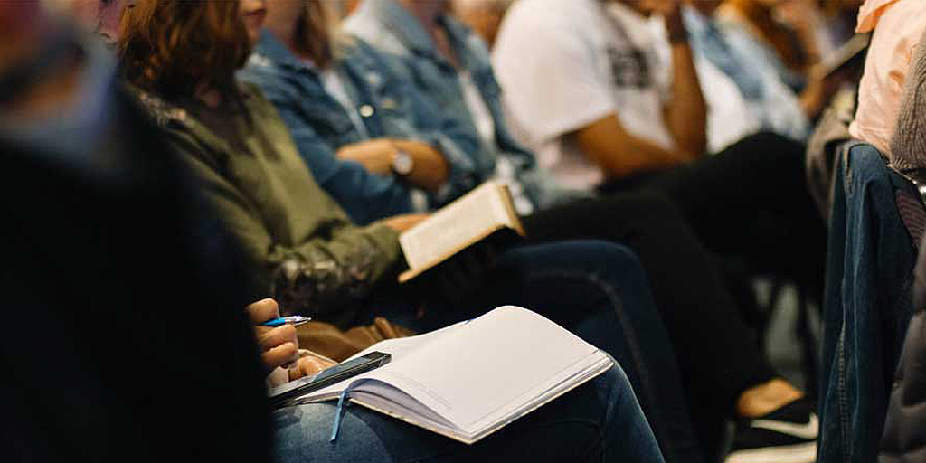 sdyouthservices's tweet photo. Join us March 24 for a training on motivational interviewing that will introduce communication style, motivation, change and spirit. https://t.co/gosSkRbfEK
#buildingfutures #sdys #sdyouthservices #training https://t.co/5fQk2T2R3w