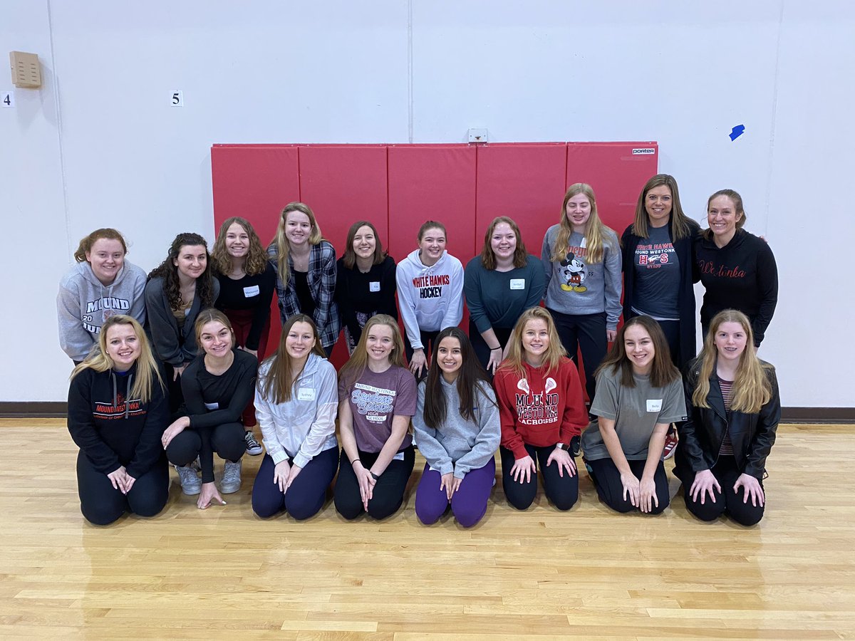 Amazing group of leaders at <a href="/youthfrontiers/">Youth Frontiers</a> Female Leadership Conference! <a href="/macarlson96/">Molly Carlson</a> #MWHSpride
