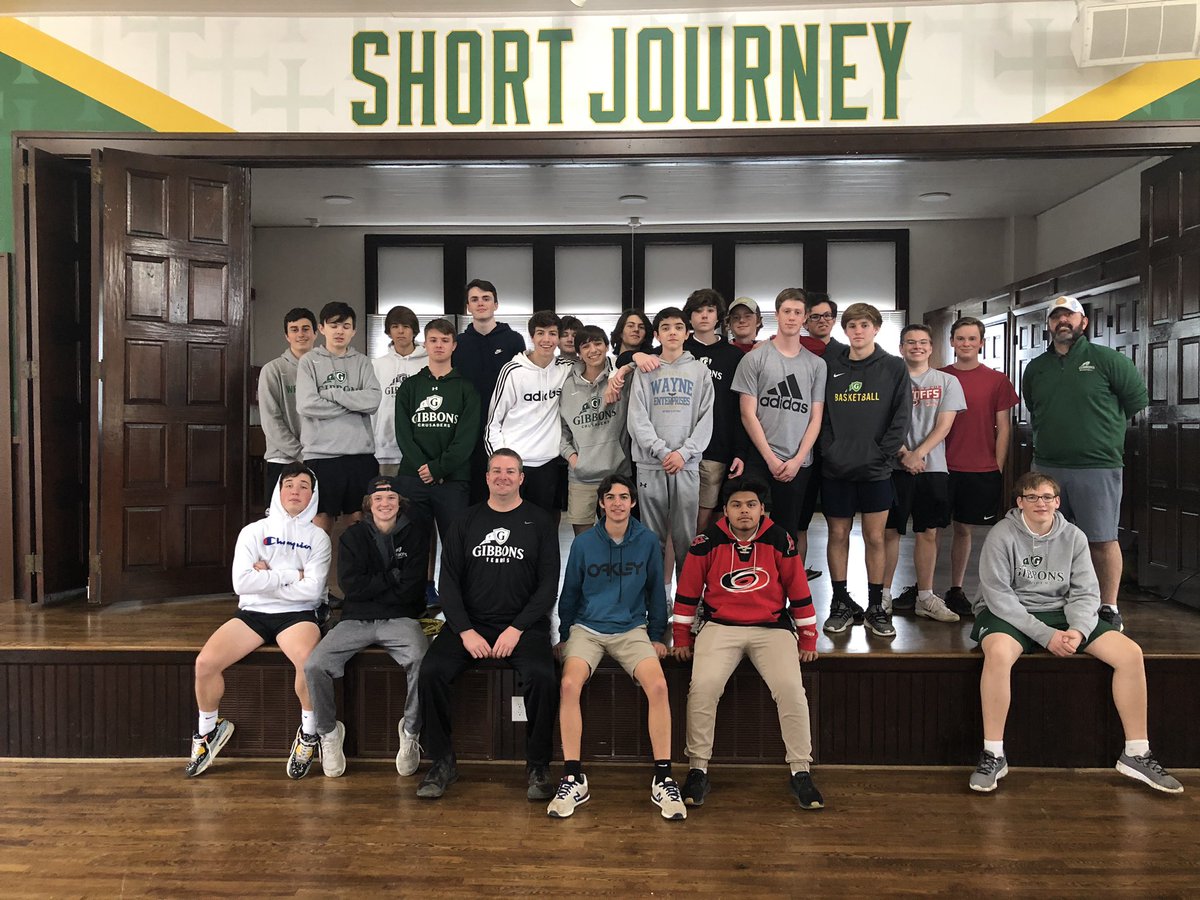 TimYelenic's tweet photo. Great day with men’s @Tennis_cghsnc setting goals and team building #GibbonsShortJourney https://t.co/cVaRv44n0F