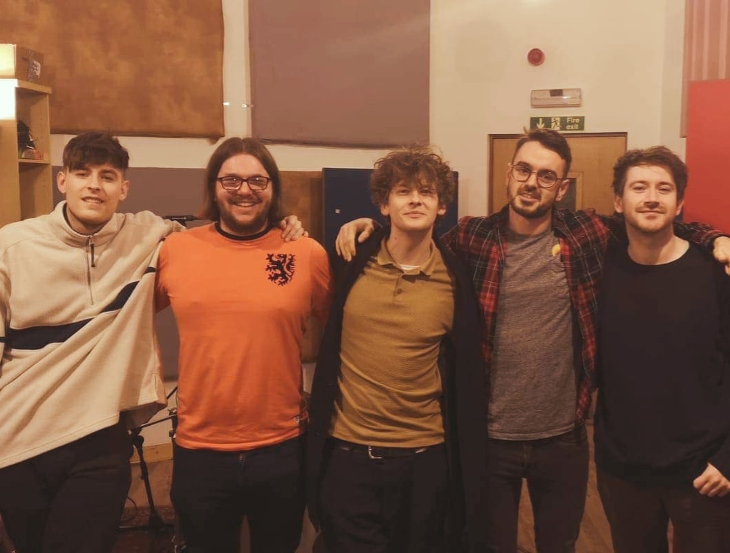 Whopper few days recording with @BRyderJones at his studio in West Kirby last week. Bill is the loveliest guy and we're buzzing with how everything is sounding. Tickets to our April 11 Dublin gig in Bloody Mary's available here bit.ly/3cxvRmg