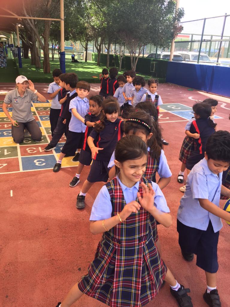 AIS_Sport's tweet photo. We threw the challenge out to the @AIS_GradePrep with a few games of tunnel ball for #HPEWeek 🏃🏽♂️🏃🏽♀️🏐 #GetActive #GetHealthy @AISsharjah @achperqld https://t.co/wRHdC8xVWD