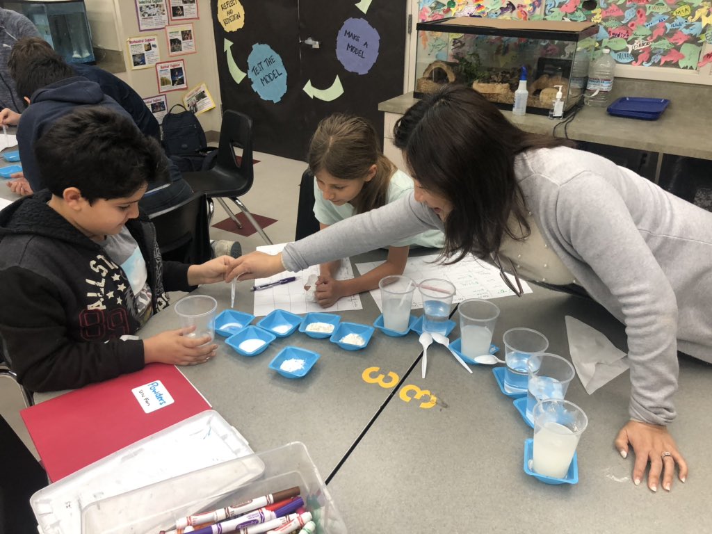 CloverKrystal's tweet photo. Science Field Day practices have begun! Thank you to all of our parent volunteers to make this possible! #SycRidgeScientists @SR_Stallions #DMUSD https://t.co/Tfs5RlhHo6