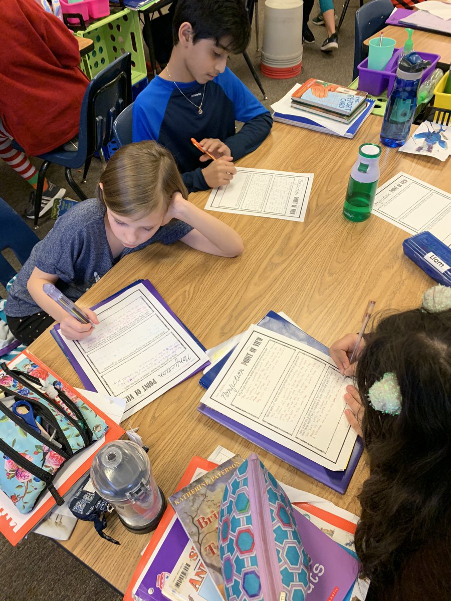 TeacherMidkiff's tweet photo. You ever have one of those teaching moments where you look around and you are just so proud? #happenedtoday #proudteacher #somuchwriting #deepthoughtsonliterature https://t.co/SbnpKe7egM