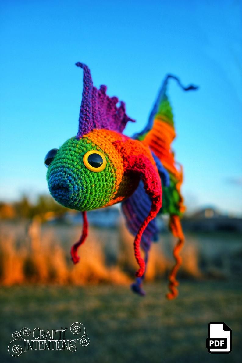 knithacker's tweet photo. Crochet All The Fancy Fish You Fancy ... Two Fun Amigurumi Sets From Megan Lapp: 👉 https://t.co/k3HoIrizS6 🐟🐠🐡 #crochet #handmade #diy #amigurumi #fancyfish @CraftyIntention #CraftyIntentions https://t.co/btN8rFgnvY