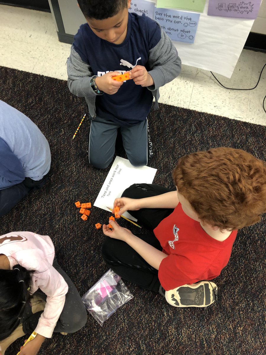 MsStolzMustangs's tweet photo. Mystery Bags! Figuring out the mystery number using place value. @MeadowlandElem @MustangPurdy @AP_Quigley https://t.co/IZ3nH9ctyd