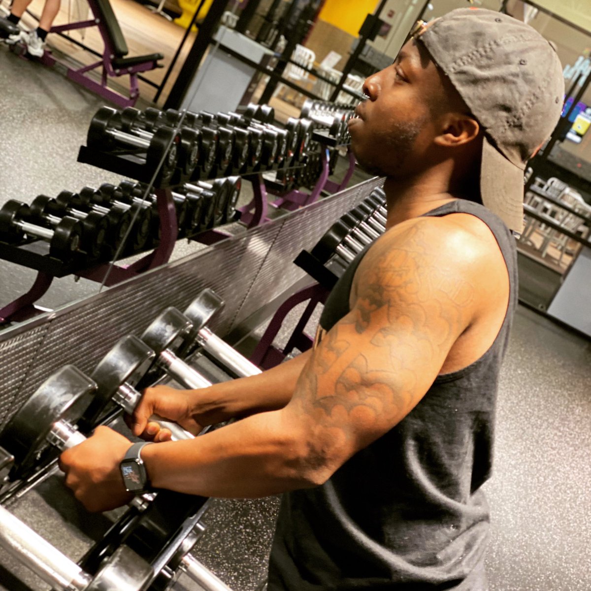 FitDomo's tweet photo. Your Biggest opponent can be the person in the mirror. .
.
.
.
.
.
.

#DomoFit #explorepage #Fitness #Healthy #LifeStyle #LessStress #MoreSweat #StayBlessed #Workout https://t.co/NWMoUhyW2P
