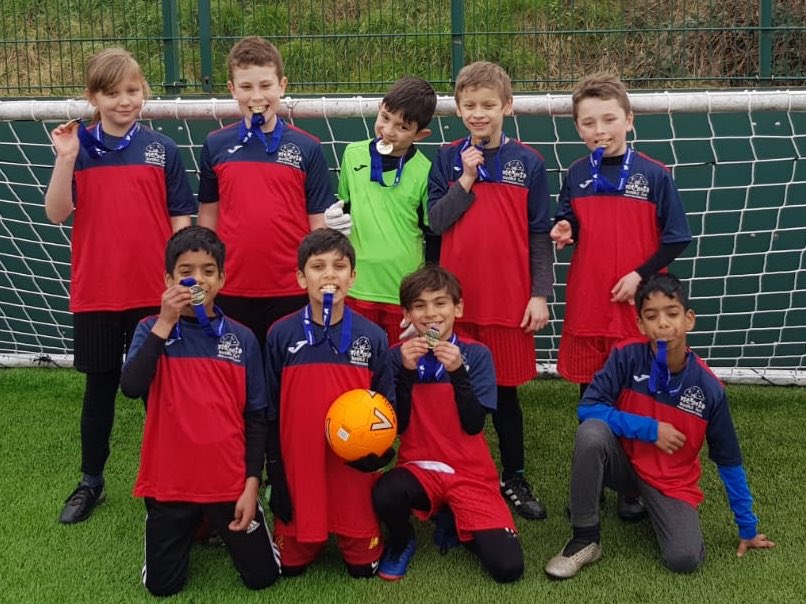 BarnetSport's tweet photo. A fantastic day @powerleagueUK for today’s Yr4 ⚽️ Tournaments. Well done to everyone that participated and congrats to our area winners @FouldsSchool @BrunswickSport @theorionschool & #GSJS 🏆. Massive respect to our officials from @StAndrewTA 🤝 https://t.co/S9czmLo6mo